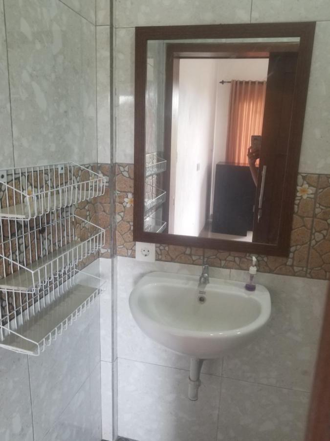 Yuan Room Canggu Екстериор снимка